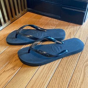 Havaianas. Flip flops. Black. EU 41. New